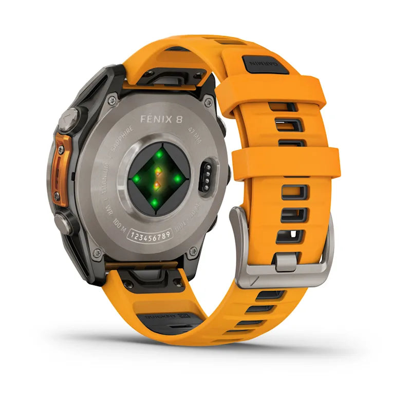 Garmin Fenix ​​8, 47 mm AMOLED Sapphire, titane avec bracelet en silicone Spark Orange/Graphite (010-02904-10)